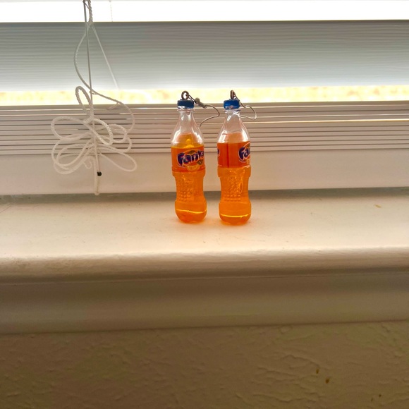 Unique earring bundle - Picture 6 of 7